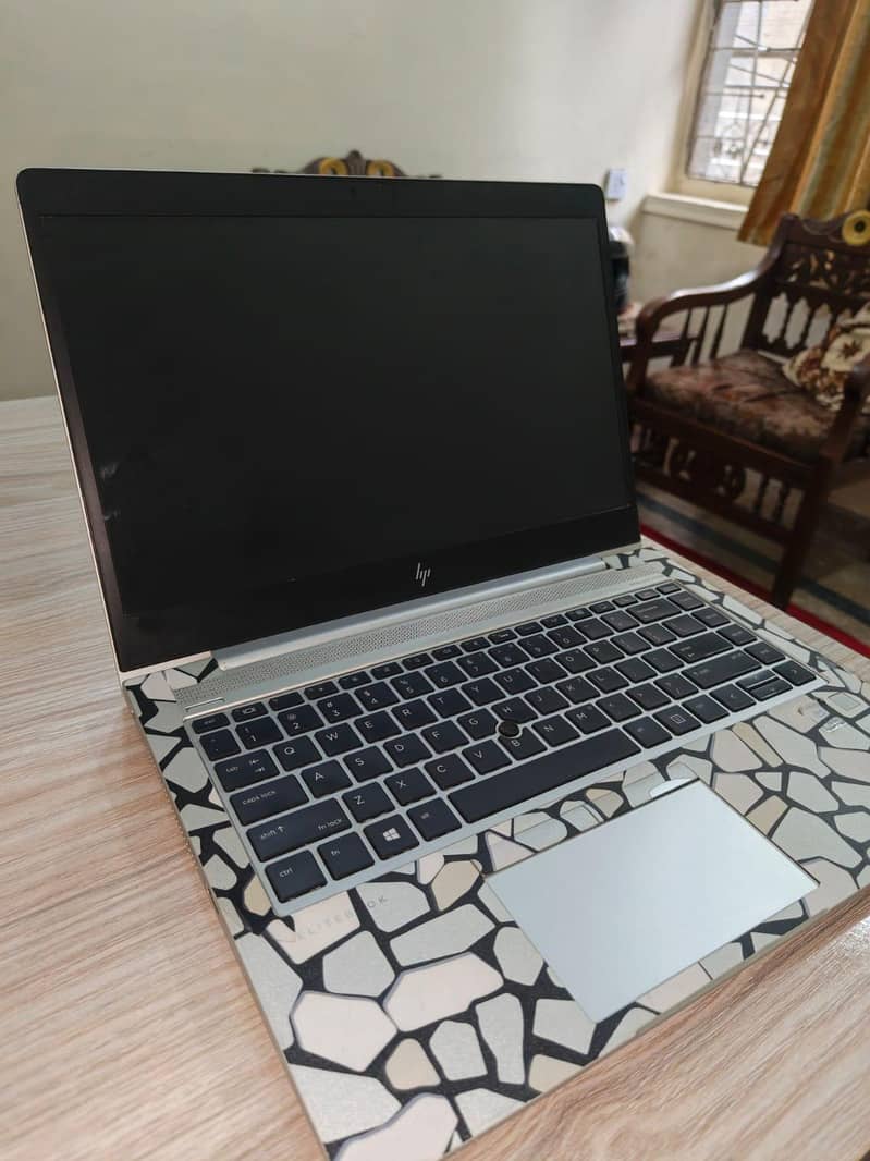 Intel Core i5 7th Gen laptop -8GB RAM [Excellent Condition ] 6