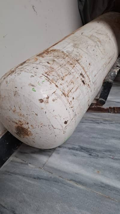 Complete CNG Kit with 55kg Cylinder and Stand for Sale