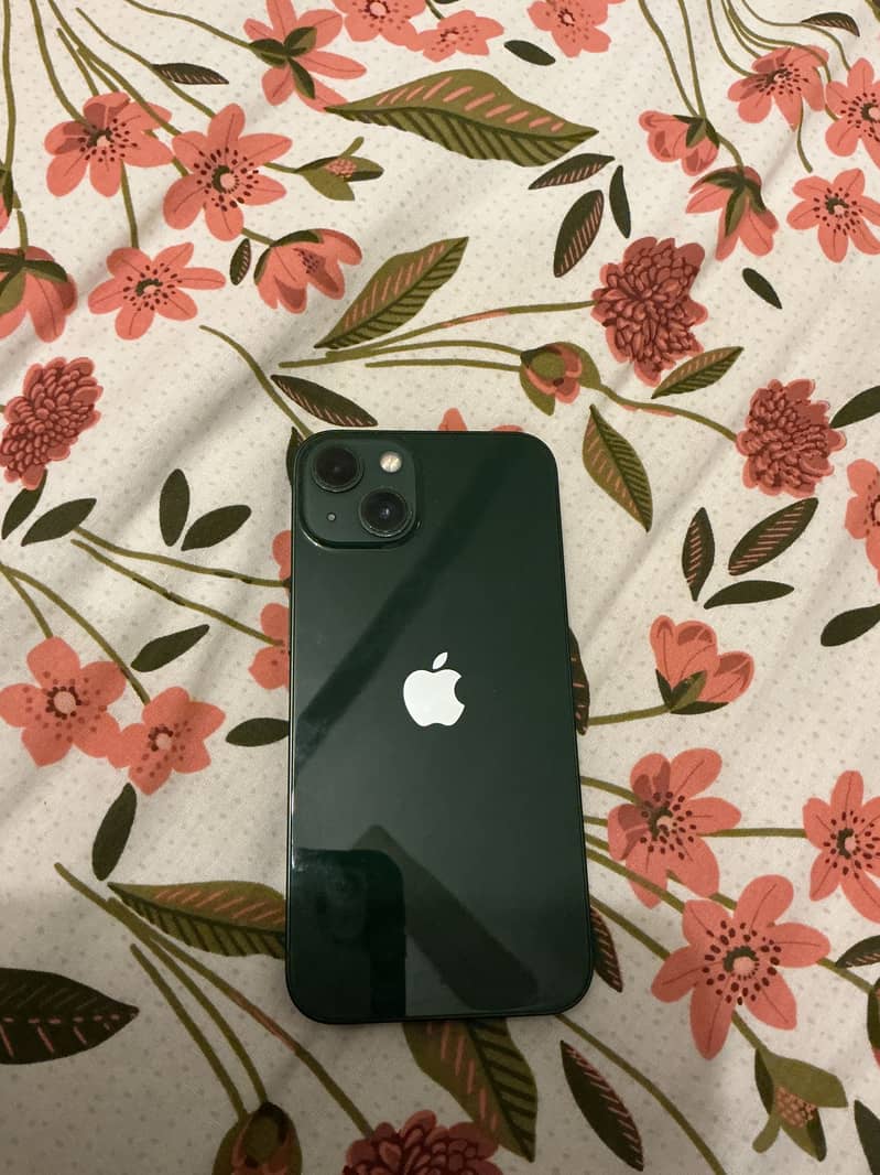 Apple iPhone 13 6