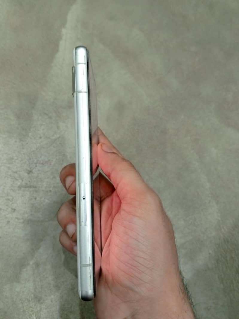Google Pixel 7a 2