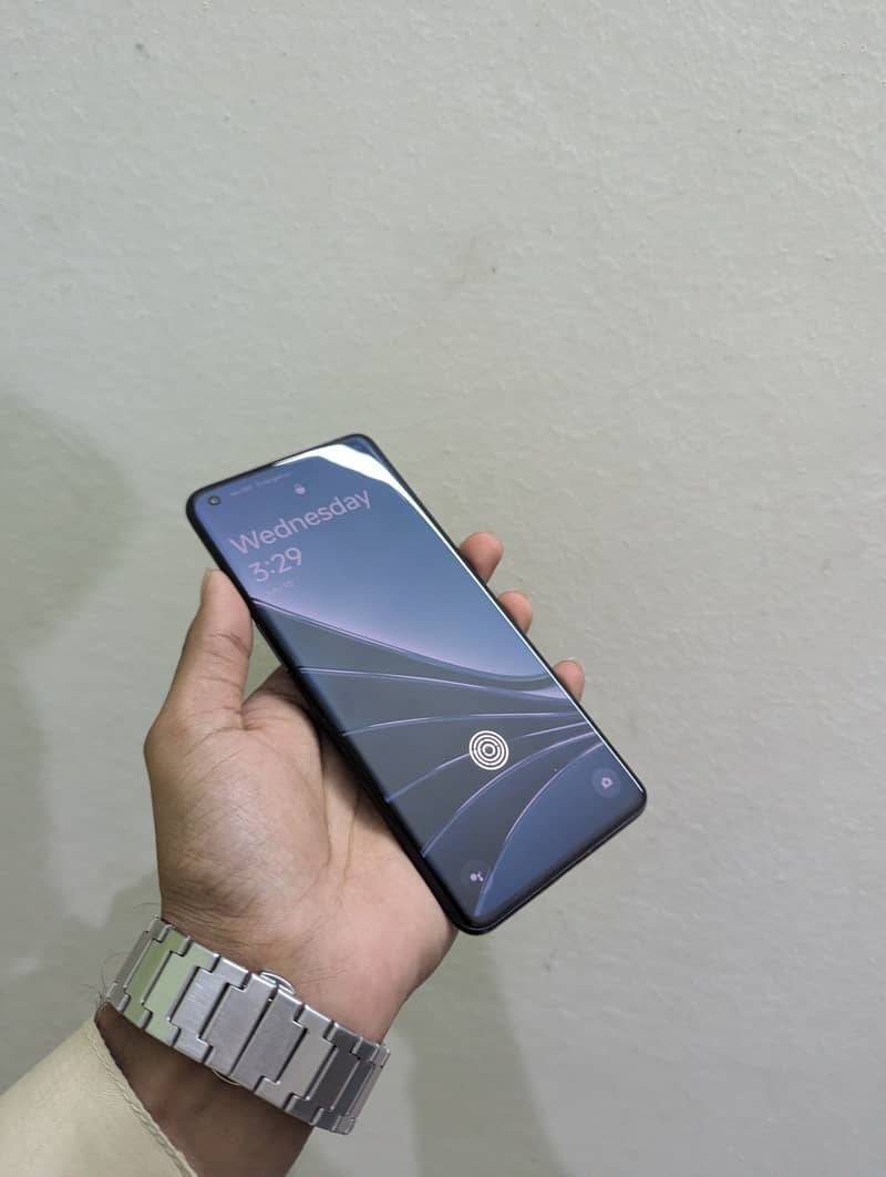 One Plus 10 Pro 5