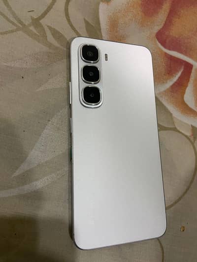 Infinix Hot 60i