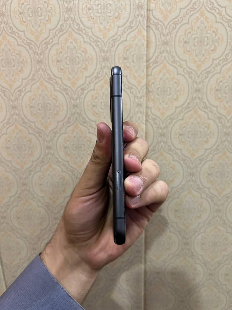 Google Pixel 8a 2