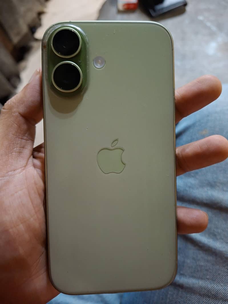 Apple iPhone 17 0