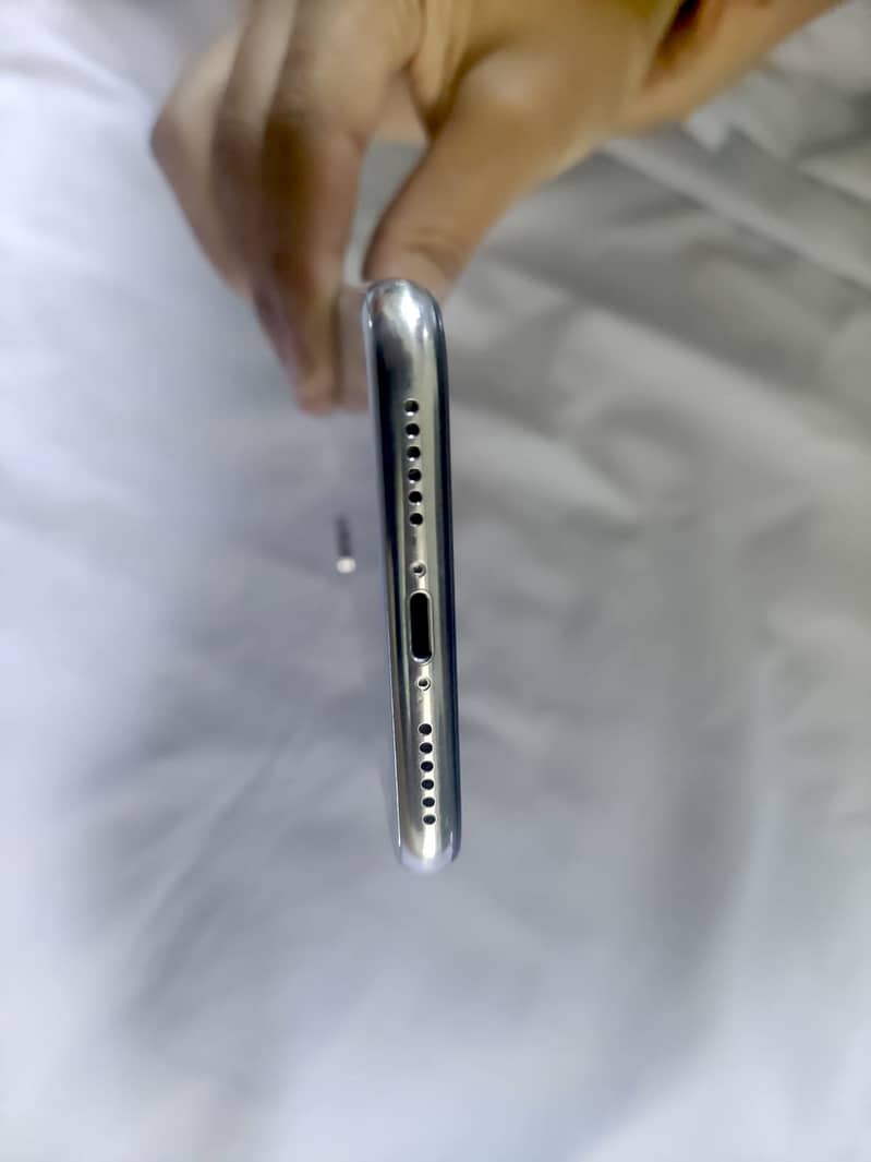 Apple iPhone X 1
