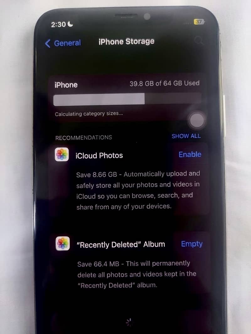 Apple iPhone X 4