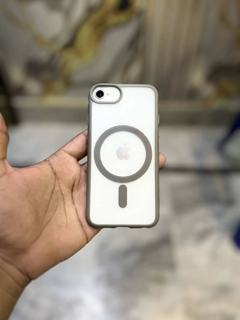 Apple iPhone SE 0