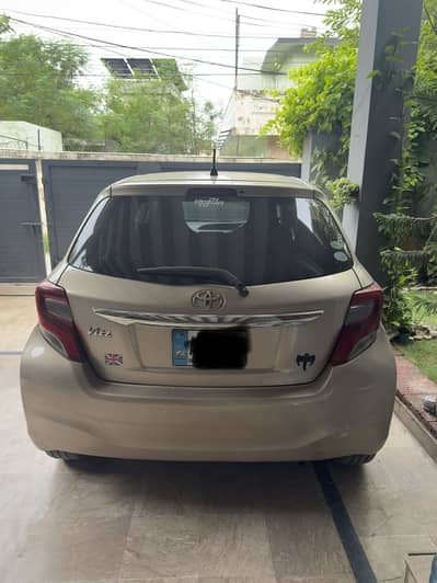 Toyota Vitz 2016