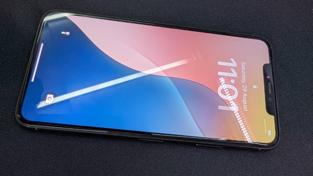 Apple iPhone 11 Pro Max 7