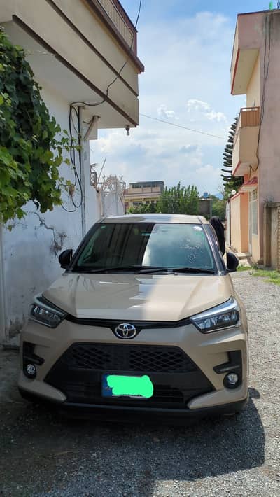 Toyota raize z package 2020 model 2025 import 4 grade