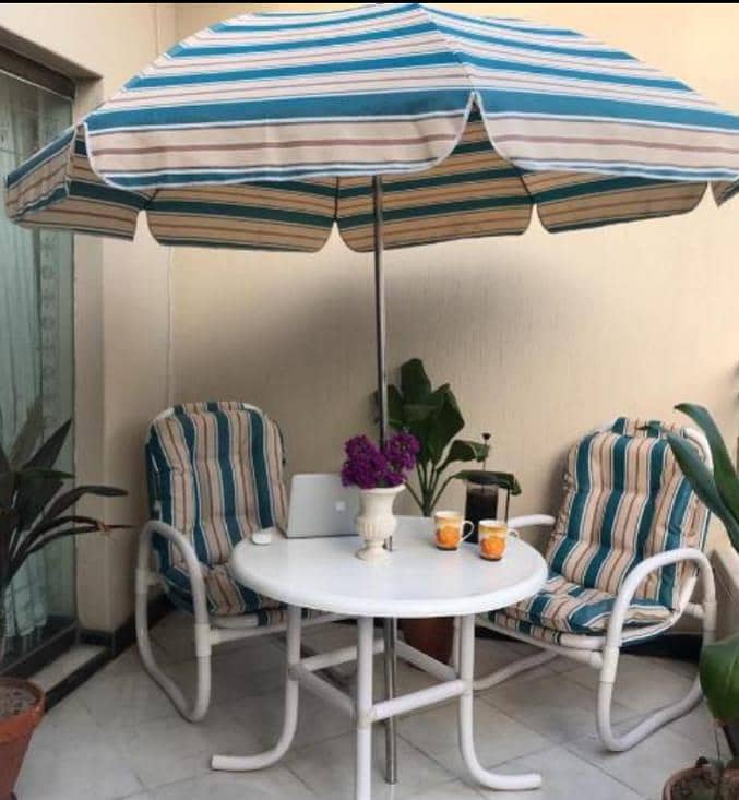 Sidepole/ umbrella round /and rectangular shape / 6
