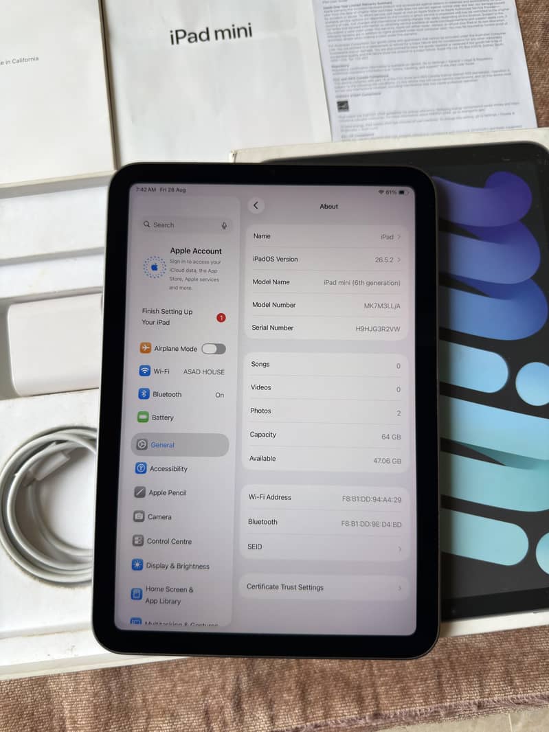 iPad Mini 6 Complete Box 7