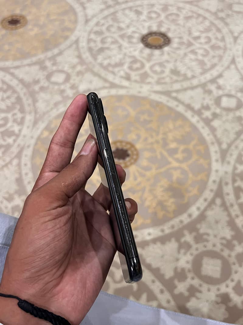 Apple iPhone 11pro 0
