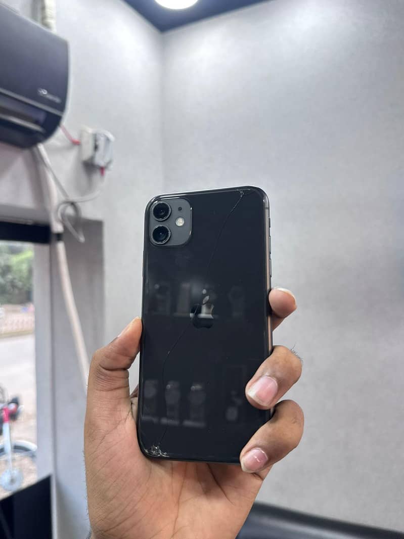 Apple iPhone 11 0