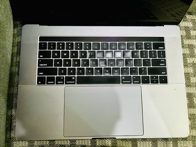 Macbook Pro 2016 i7 3