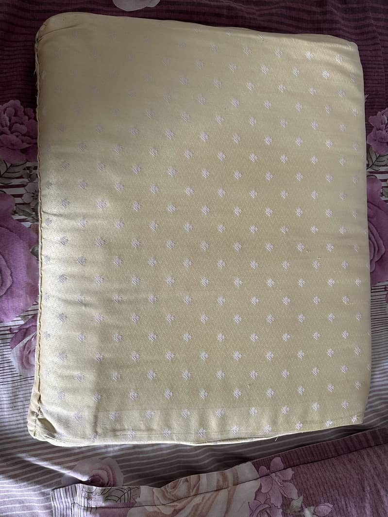 Sofay ki gadiyan 1