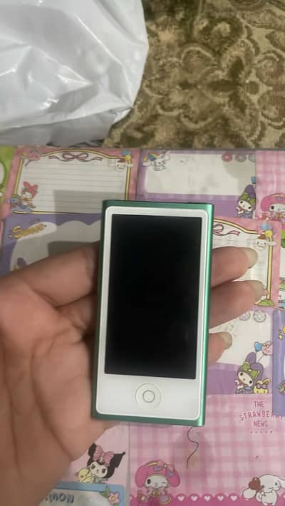 Ipod nano 7th generation 16gb with Original Handfree