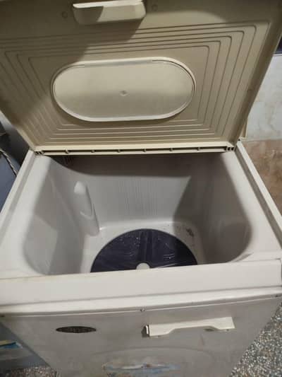 Candy Heavy Duty Spin Dryer / Dryer Machine – 6 Months Used