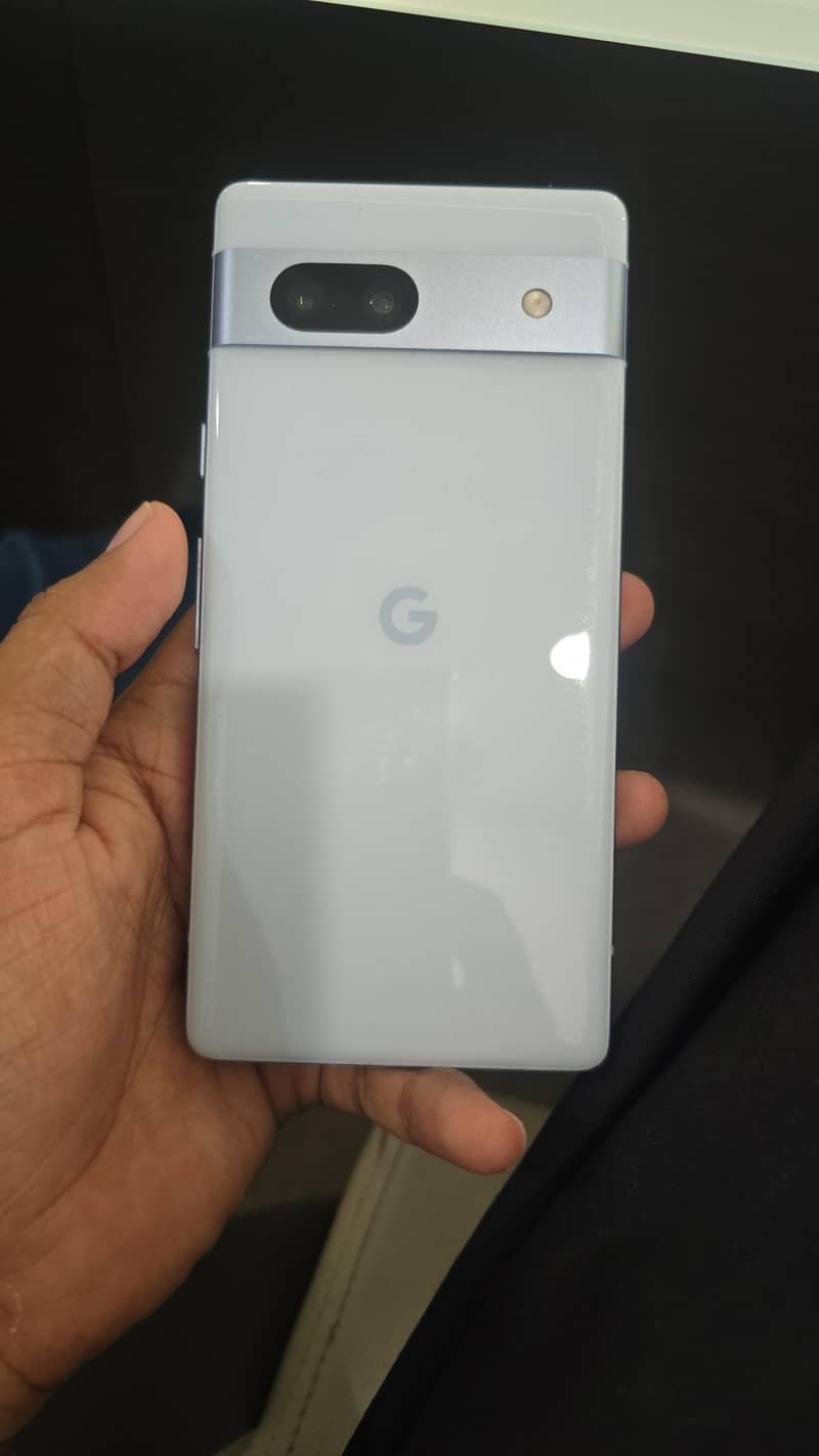 Google Pixel 7a 2