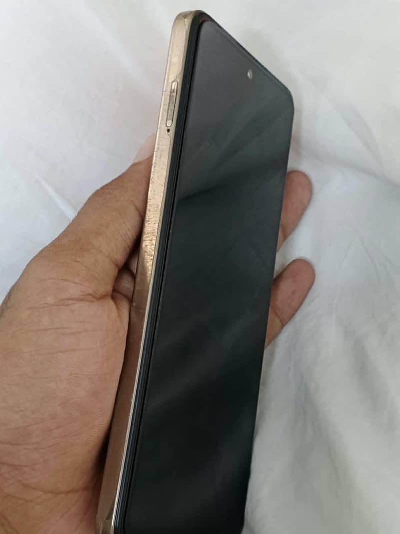 Infinix Note 30 1