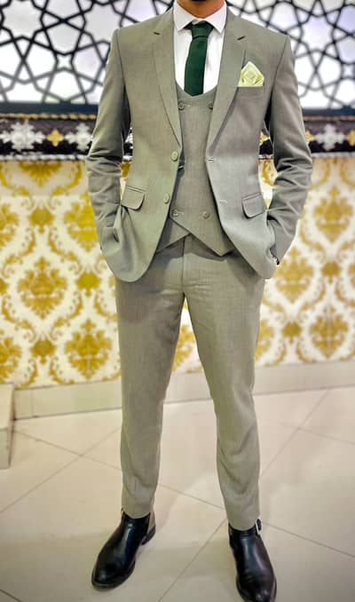3 Piece Pent Coat Olive Green New Condition