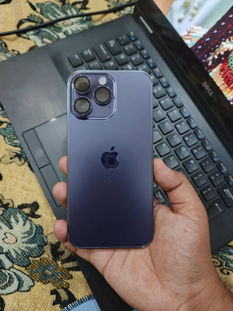 Apple iPhone 14 Pro Max 2