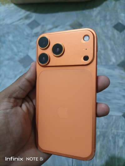 iPhone XR convert 17 por max