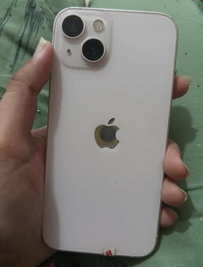 Apple iPhone 13