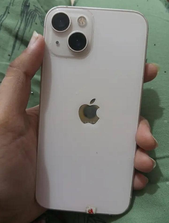 Apple iPhone 13 0