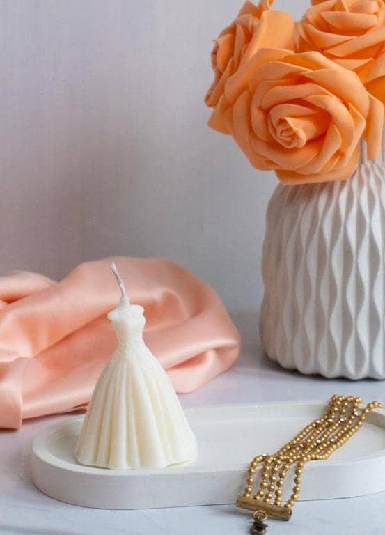 Bridal Dress Candles Wedding Gown, Bride Scented Candle, Wedding Decor, Mother's Day, Birthday, Bridal party | Witty Stone