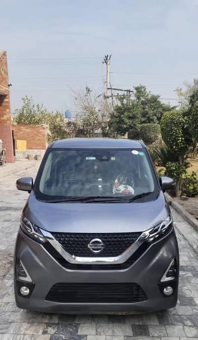 Nissan Dayz Hybrid Highway Star X Pro Pilot  Full Option