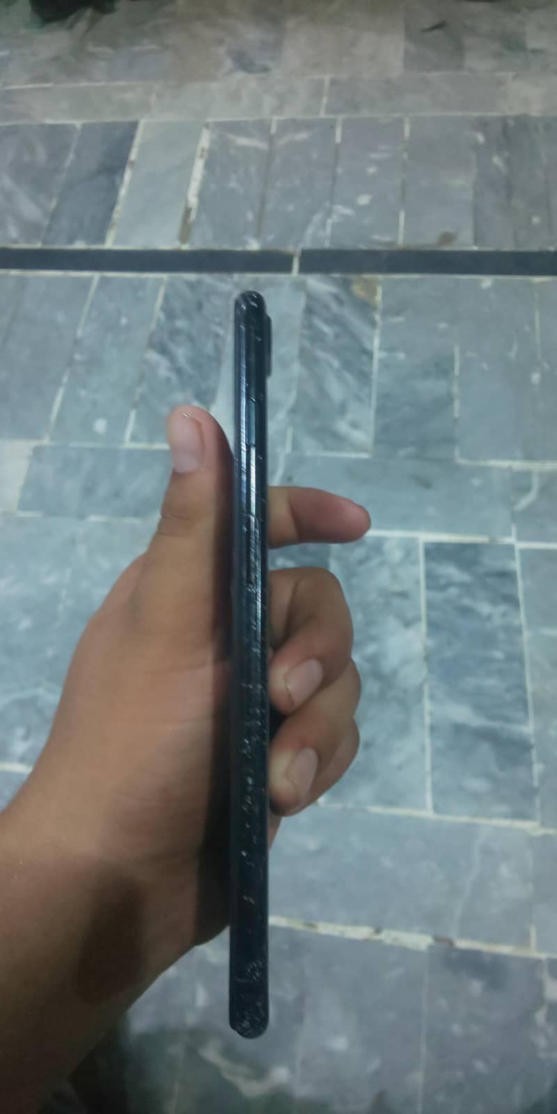 Apple iPhone 7 Plus 2