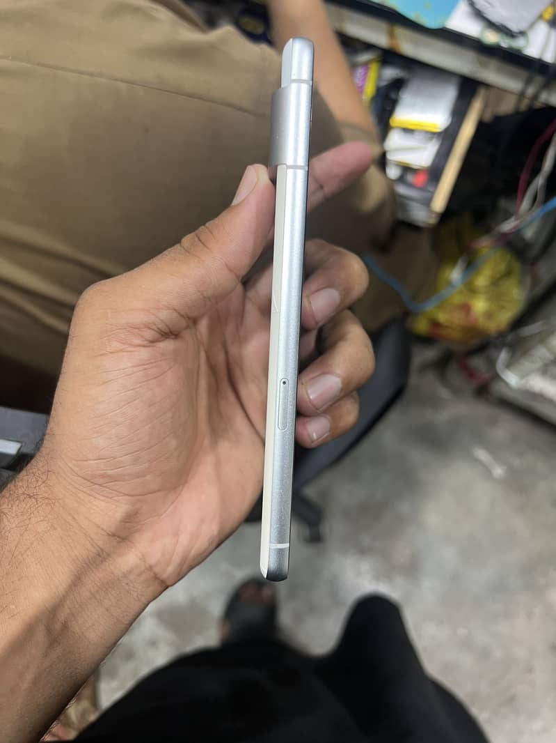 Google Pixel 7 2