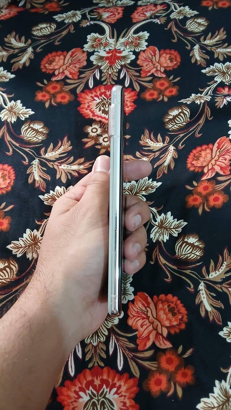 Google Pixel 7 Pro 4