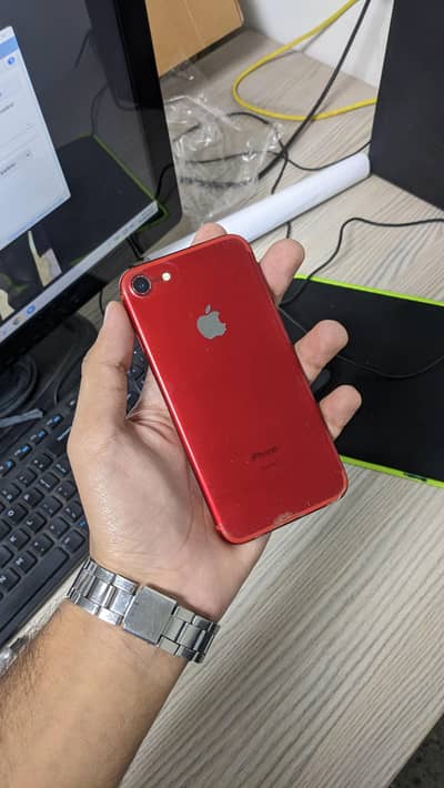 Apple iPhone 7
