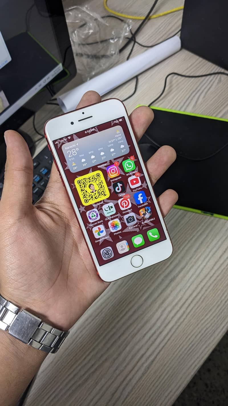 Apple iPhone 7 2
