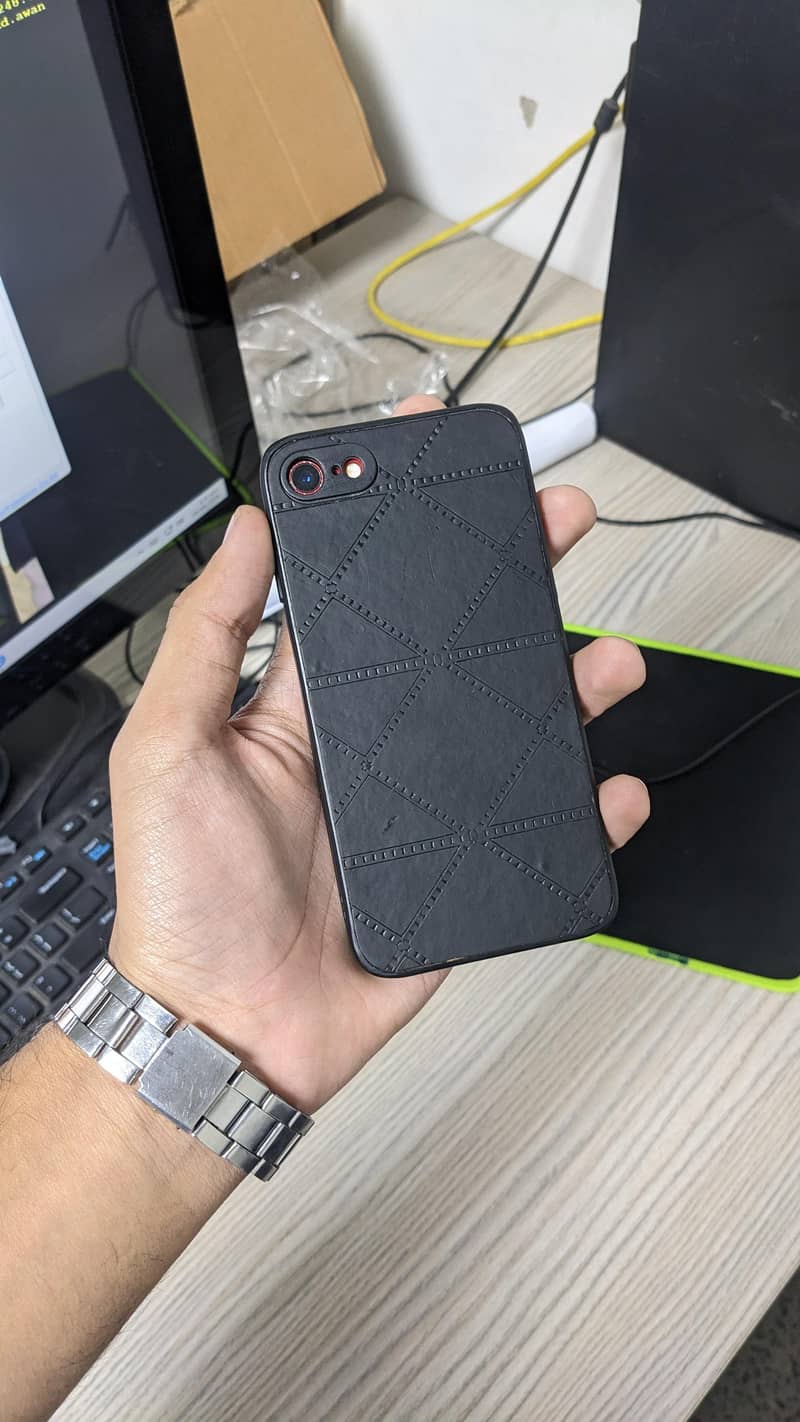 Apple iPhone 7 5
