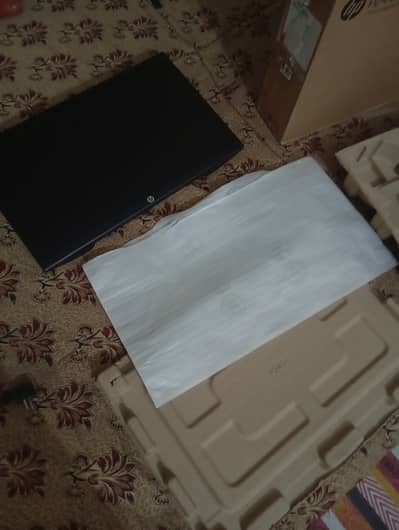 Hp P24 G4 borderless monitor