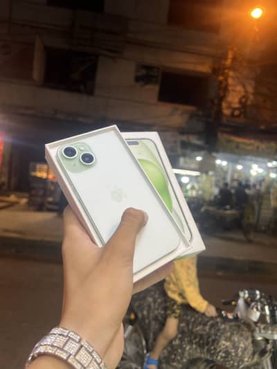 Apple iPhone 15 approved with box