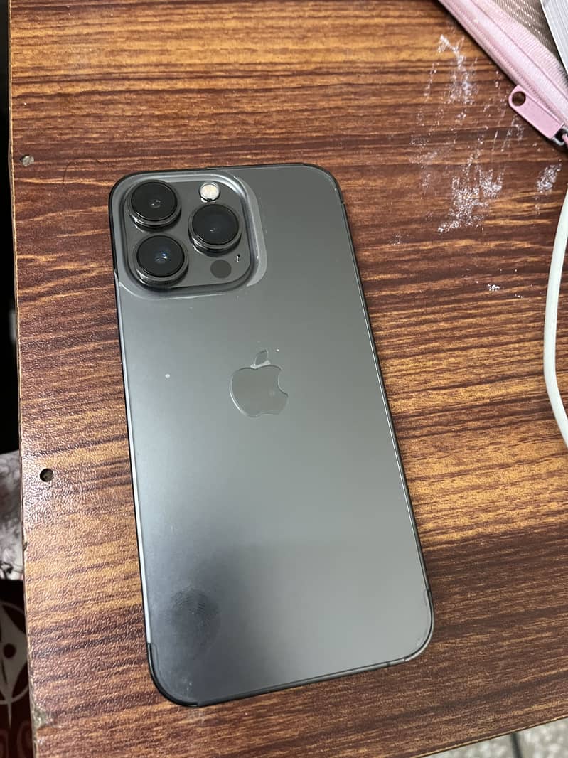 Apple iPhone 13 Pro 0