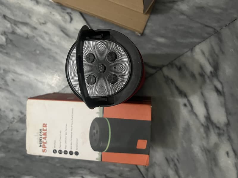 Bluetooth speaker memory card sported 1