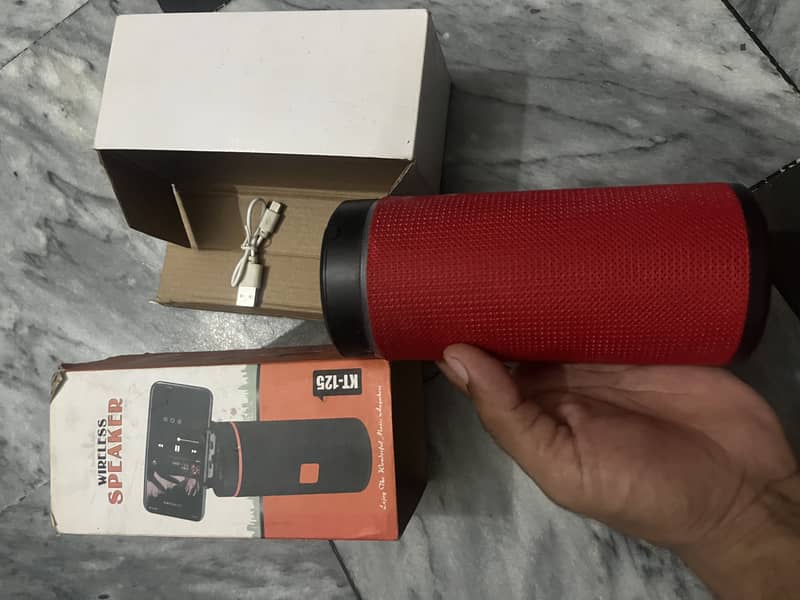 Bluetooth speaker memory card sported 3