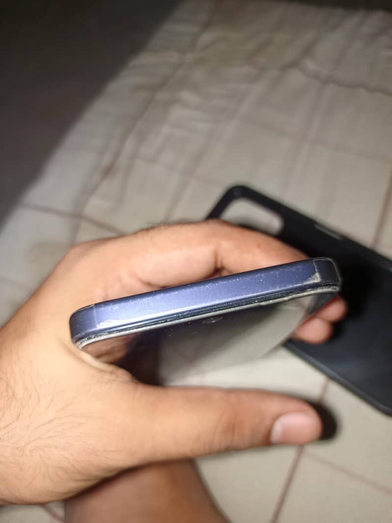 OPPO A6X 4