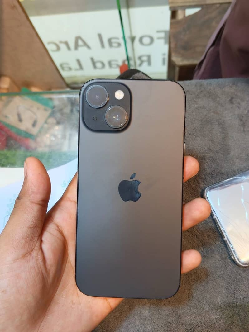 iPhone 15 jv 0