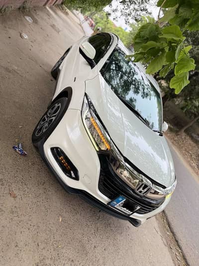 Honda Vezel 2015