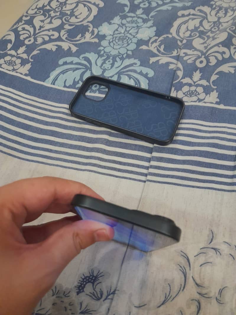 Apple iPhone 15 2