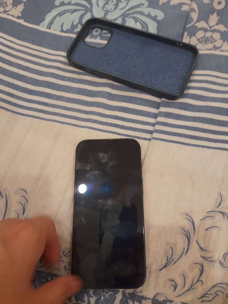 Apple iPhone 15 3