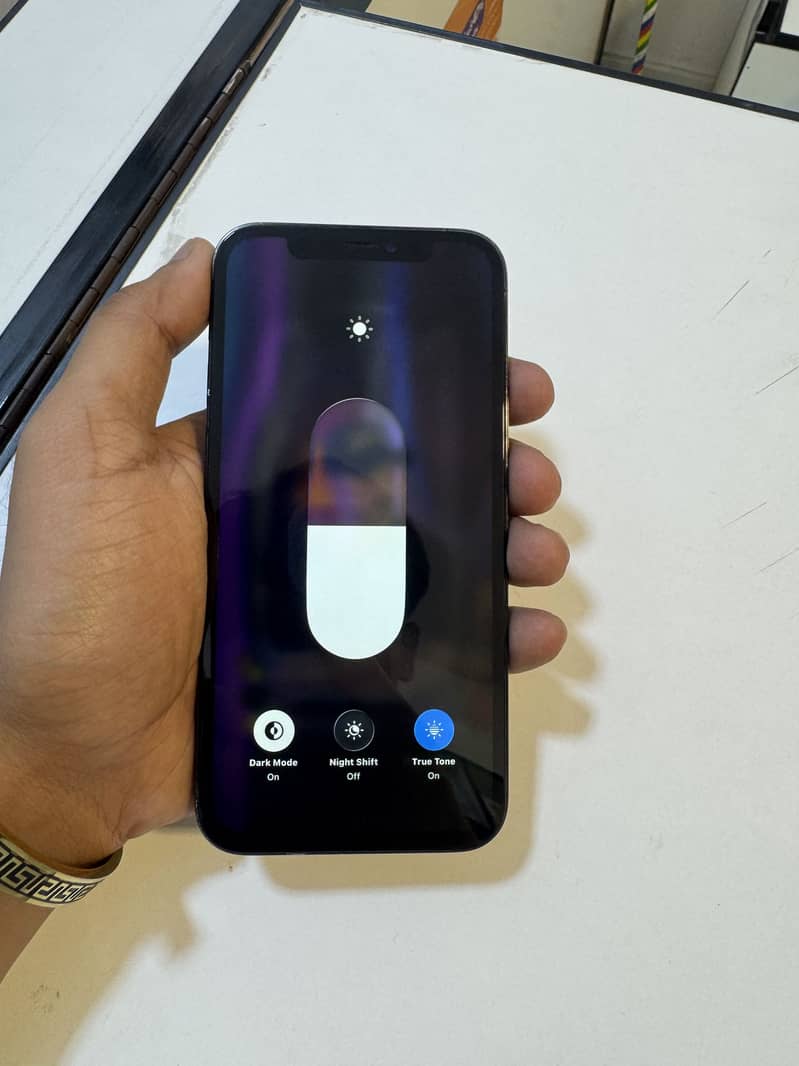 Apple iPhone 12 Pro 6