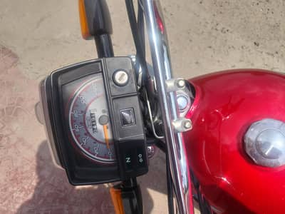 Honda CD 70 bike for sale. urgent for sale please real people contact