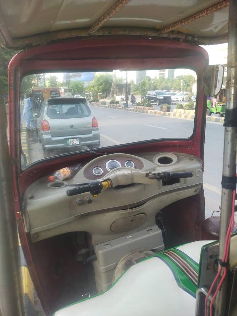 auto rickshaw 1